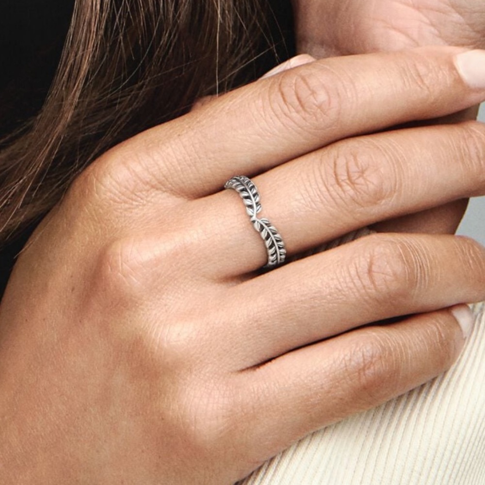 Pandora Ring